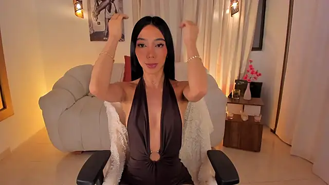 Snapshot of IsabellaLux_ chatting on 04/26/26, 04:15 IsabellaLux online show from 04/26/26, 04:15