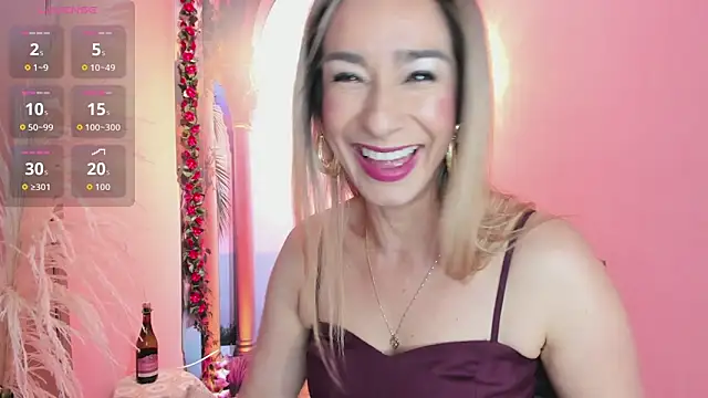 Snapshot of Madam_Dalila chatting on 06/10/26, 01:32 Madam Dalila online show from 06/10/26, 01:32