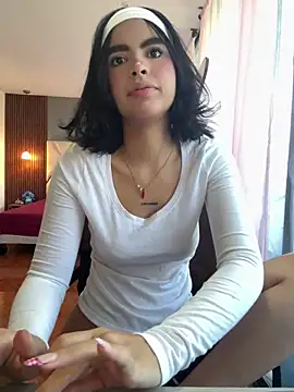 Snapshot of kitty_rousse01 chatting on 04/24/26, 12:51 kitty rousse01 online show from 04/24/26, 12:51