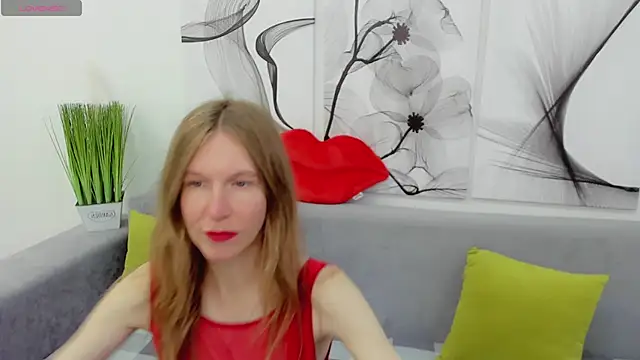 Snapshot of Mira_XOo chatting on 04/10/26, 01:49 Mira XOo online show from 04/10/26, 01:49