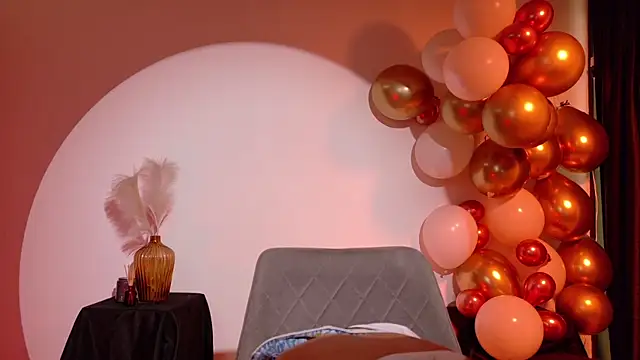 Mia Benett  online show from 06/10/26, 02:05
