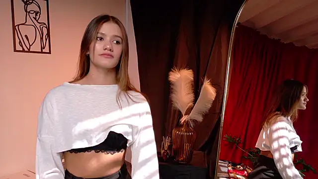Mia Benett  online show from 06/11/26, 02:04