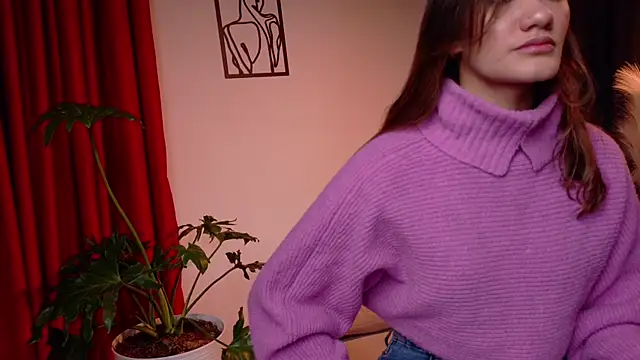 Snapshot of Mia_Benett_ chatting on 06/19/26, 02:10 Mia Benett online show from 06/19/26, 02:10