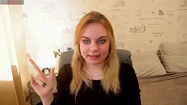 Snapshot of Glow_Margo chatting on 06/02/26, 12:56 Glow Margo online show from 06/02/26, 12:56