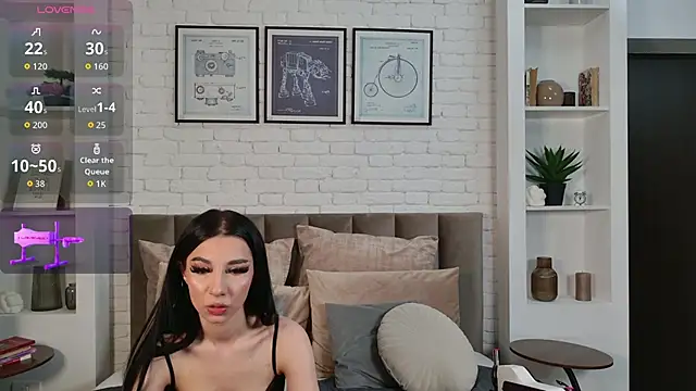 ErinEvans online show from 05/13/26, 06:00