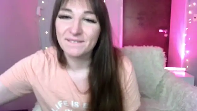 Birdie Kiss online show from 05/26/26, 09:00