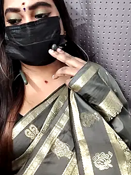 Snapshot of Cutie_Nila chatting on 04/18/26, 04:16 Cutie Nila online show from 04/18/26, 04:16