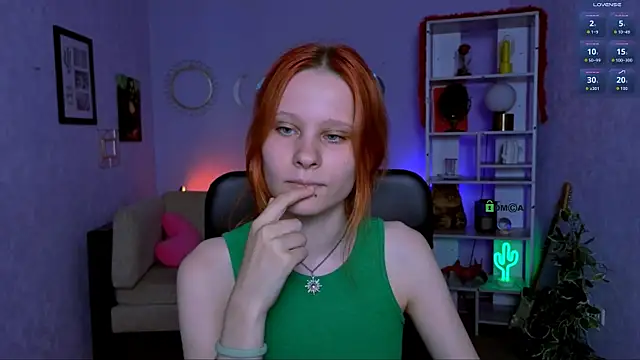 Snapshot of cassandra_nik chatting on 06/04/26, 12:22 cassandra nik online show from 06/04/26, 12:22