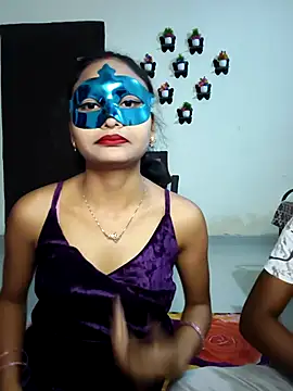 Snapshot of Sweet_Cpl_ chatting on 03/13/26, 03:02 Sweet Cpl online show from 03/13/26, 03:02