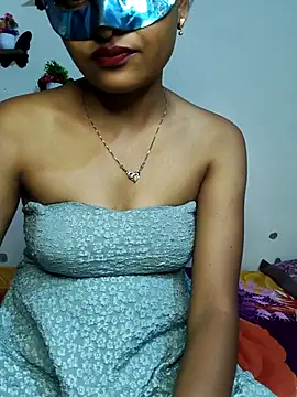 Snapshot of Sweet_Cpl_ chatting on 05/11/26, 02:45 Sweet Cpl online show from 05/11/26, 02:45