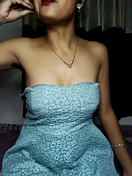 Snapshot of Sweet_Cpl_ chatting on 06/07/26, 03:16 Sweet Cpl online show from 06/07/26, 03:16