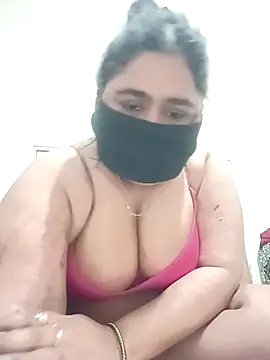 Snapshot of diyadey chatting on 03/15/26, 08:26 diyadey online show from 03/15/26, 08:26