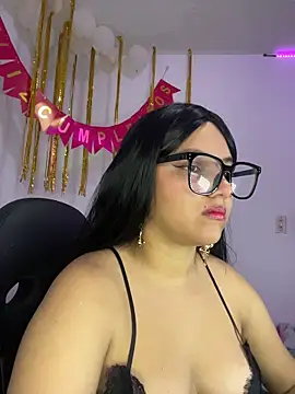 Snapshot of aurora_bela chatting on 04/04/26, 12:20 aurora bela online show from 04/04/26, 12:20