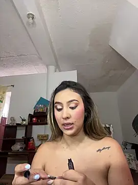 Snapshot of SamanthaVega_ chatting on 03/07/26, 06:16 SamanthaVega online show from 03/07/26, 06:16