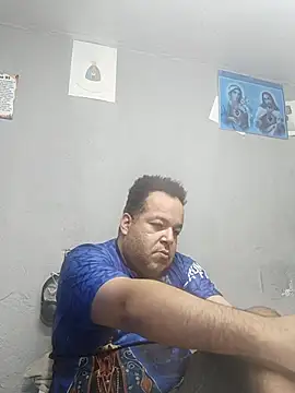 UrsoBissexualPauGrosso online show from 05/02/26, 03:00