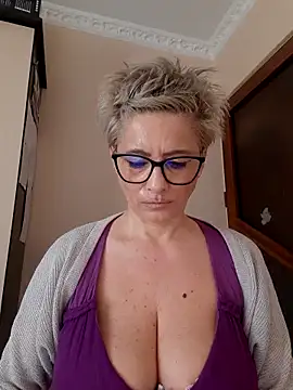 Snapshot of LunaBlaise chatting on 03/10/26, 08:30 LunaBlaise online show from 03/10/26, 08:30