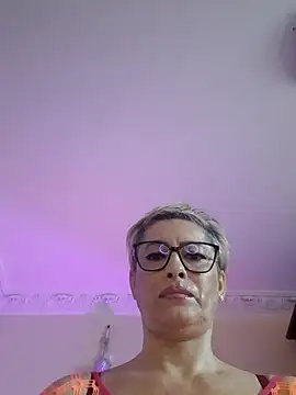 Snapshot of LunaBlaise chatting on 04/14/26, 08:09 LunaBlaise online show from 04/14/26, 08:09