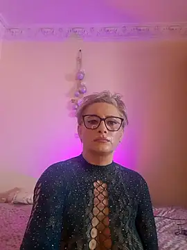 Snapshot of LunaBlaise chatting on 05/05/26, 07:38 LunaBlaise online show from 05/05/26, 07:38