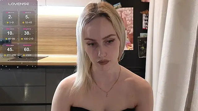 Bella Villen online show from 07/18/26, 05:17