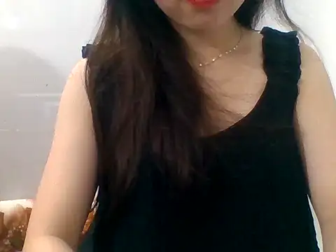 Snapshot of kiraa-007 chatting on 05/04/26, 02:35 kiraa-007 online show from 05/04/26, 02:35