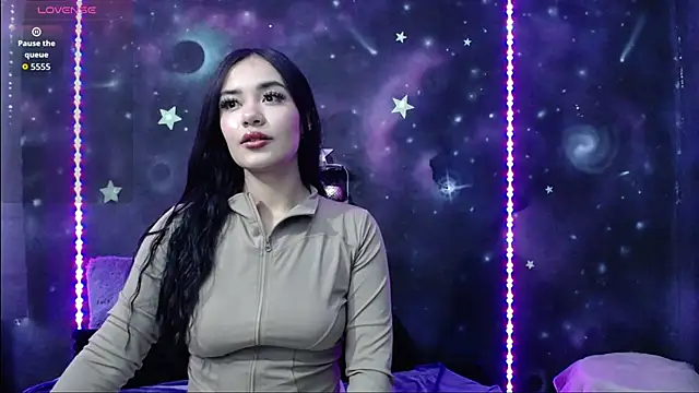 Snapshot of ValentinaRojass_ chatting on 03/21/26, 02:31 ValentinaRojass online show from 03/21/26, 02:31