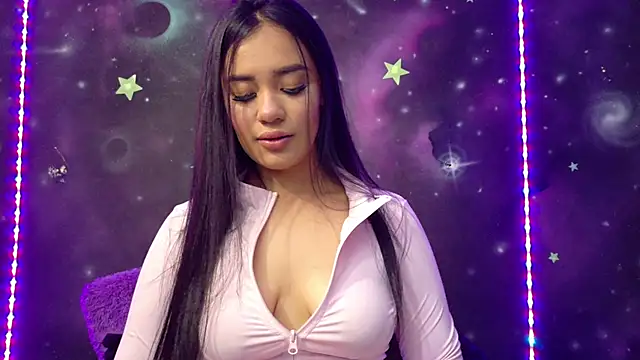 Snapshot of ValentinaRojass_ chatting on 06/12/26, 04:50 ValentinaRojass online show from 06/12/26, 04:50