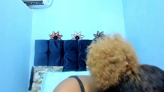 Saray sexylove online show from 07/19/26, 12:09