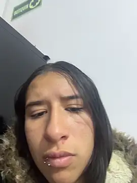 Snapshot of LilyRossi_ chatting on 05/02/26, 12:10 LilyRossi online show from 05/02/26, 12:10