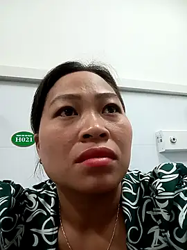 Snapshot of Mizu-hotshow chatting on 03/18/26, 12:03 Mizu-hotshow online show from 03/18/26, 12:03
