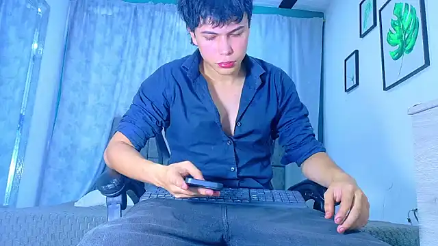 Dantekent online show from 05/25/26, 02:12