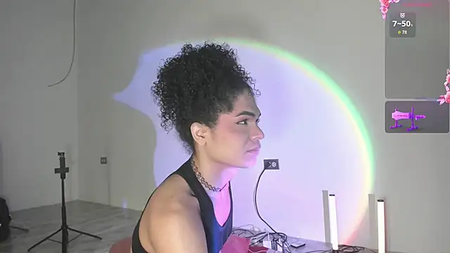 V-nus online show from 05/13/26, 02:47