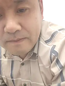 Snapshot of wanggang880903 chatting on 04/08/26, 04:07 wanggang880903 online show from 04/08/26, 04:07