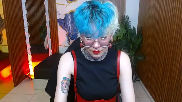 Snapshot of Lyra_tay chatting on 04/04/26, 07:11 Lyra tay online show from 04/04/26, 07:11