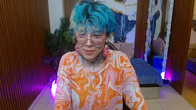 Snapshot of Lyra_tay chatting on 04/16/26, 09:39 Lyra tay online show from 04/16/26, 09:39