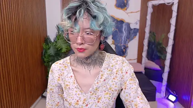 Snapshot of Lyra_tay chatting on 06/11/26, 07:01 Lyra tay online show from 06/11/26, 07:01