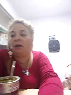 Snapshot of momismilf544 chatting on 06/12/26, 04:55 momismilf544 online show from 06/12/26, 04:55