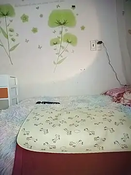 Meow cute online show from 05/27/26, 03:42