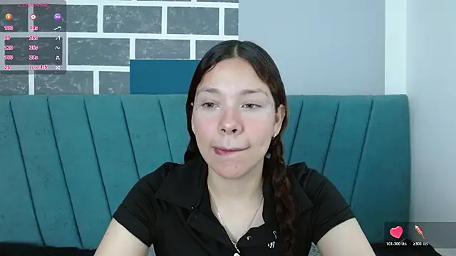 Snapshot of Sweet_kitty_05 chatting on 03/24/26, 10:26 Sweet kitty 05 online show from 03/24/26, 10:26