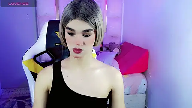 Sophiaa doll  online show from 03/16/26, 03:23