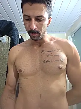 Snapshot of Locasso123 chatting on 05/22/26, 04:19 Locasso123 online show from 05/22/26, 04:19