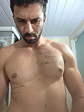 Snapshot of Locasso123 chatting on 06/04/26, 04:18 Locasso123 online show from 06/04/26, 04:18