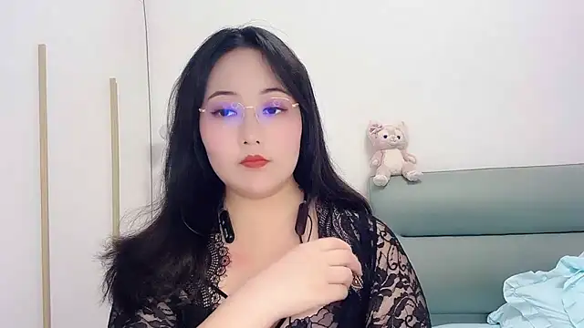 Snapshot of Susu-36E chatting on 04/19/26, 07:51 Susu-36E online show from 04/19/26, 07:51
