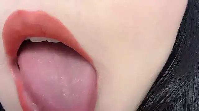Snapshot of Susu-36E chatting on 04/21/26, 10:32 Susu-36E online show from 04/21/26, 10:32