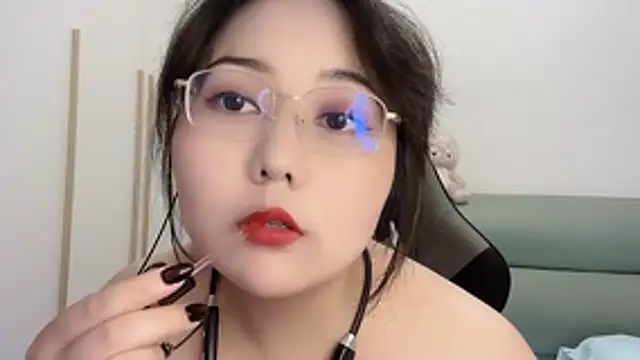 Snapshot of Susu-36E chatting on 04/24/26, 11:12 Susu-36E online show from 04/24/26, 11:12
