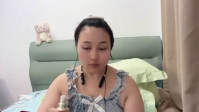 Snapshot of Susu-36E chatting on 05/26/26, 10:00 Susu-36E online show from 05/26/26, 10:00