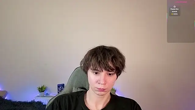 AnthonyCuutie online show from 06/05/26, 07:14