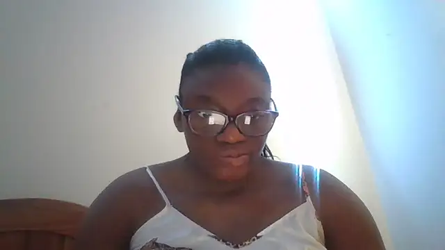 Snapshot of SexyGemBeauty chatting on 07/26/26, 01:51 SexyGemBeauty online show from 07/26/26, 01:51