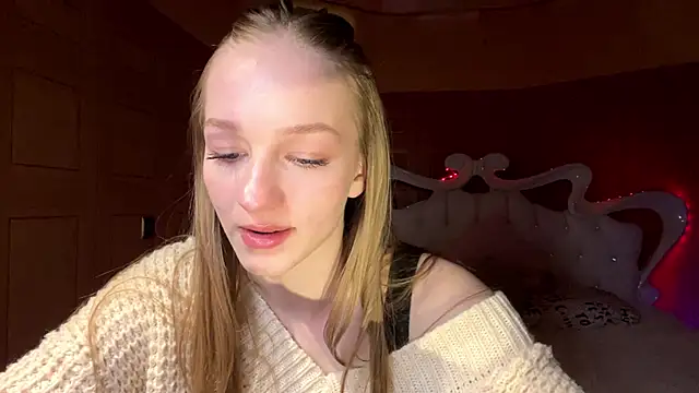 Snapshot of Anika_Socutehe chatting on 03/13/26, 04:13 Anika Socutehe online show from 03/13/26, 04:13