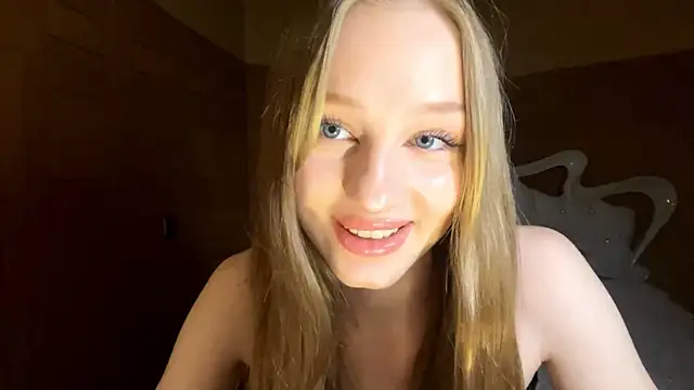 Snapshot of Anika_Socutehe chatting on 04/18/26, 08:09 Anika Socutehe online show from 04/18/26, 08:09