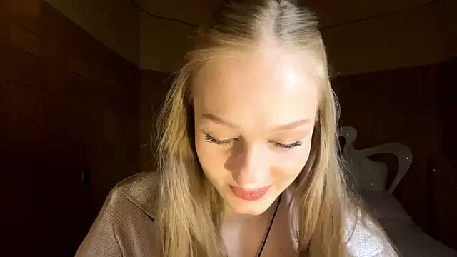 Snapshot of Anika_Socutehe chatting on 04/20/26, 09:38 Anika Socutehe online show from 04/20/26, 09:38